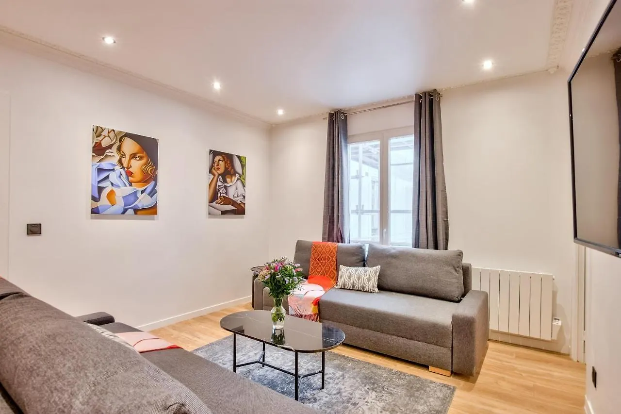 Apartment 104 - Urban Opera Lafayette